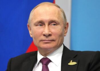 Top 20 richest politicians in the world