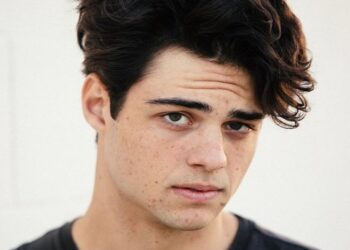 Noah Centineo Net Worth