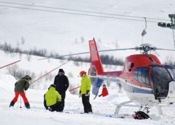 Activities to do on a heli-skiing trip