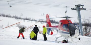 Activities to do on a heli-skiing trip