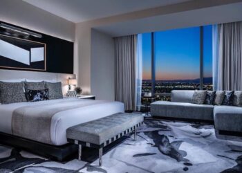 Top 10 most expensive hotel rooms in the world