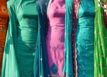 How to style salwar kameez for a party