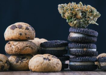 How to make weed firecrackers