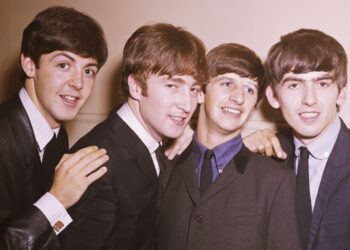 Top 20 best-selling music artists of all time by albums