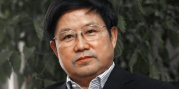 Top 10 richest healthcare billionaires in the world