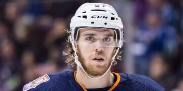 Top 10 highest paid NHL players in the world