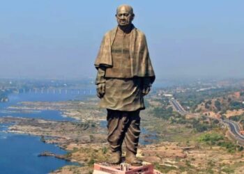 Top 20 tallest statues in the world