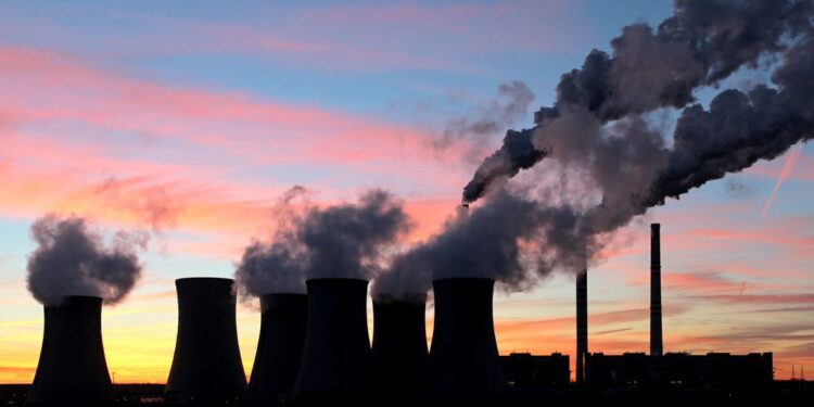 Top 10 largest carbon dioxide (CO2) emitters in the world