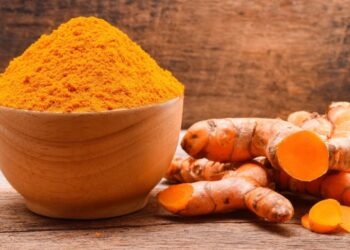 Natural remedies for healthy skin