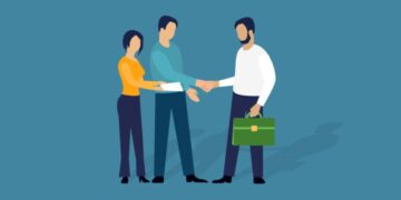 Things to consider when choosing a financial advisor