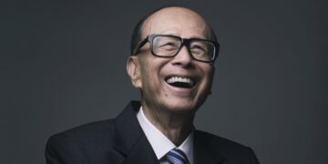 Top 10 richest real estate billionaires in the world