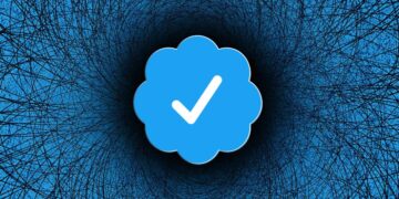 How to add a verified badge to WordPress authors