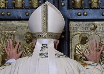 How to become the Pope