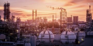 Top 20 countries with the most natural resources in the world