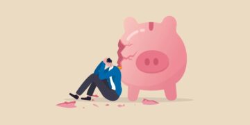 Factors to consider before declaring bankruptcy